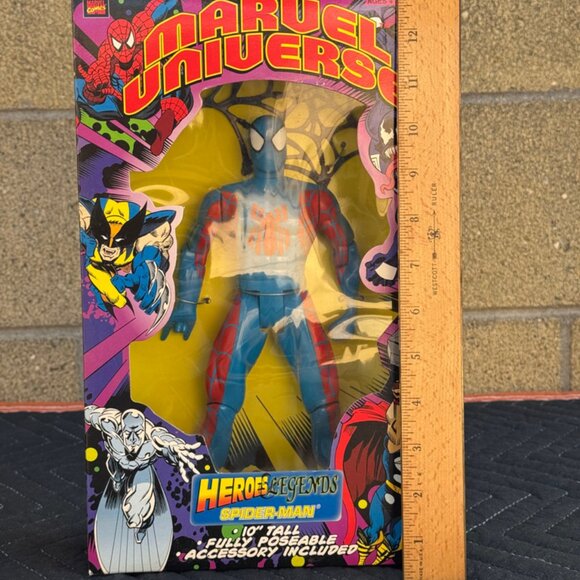 Vintage 1999 Marvel Universe Heroes Legends Spider-Man Figure Collectible - Picture 9 of 10